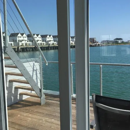 Schwimmendes Ferienhaus Hausboot Antares One By Seeblick Ferien Oro *