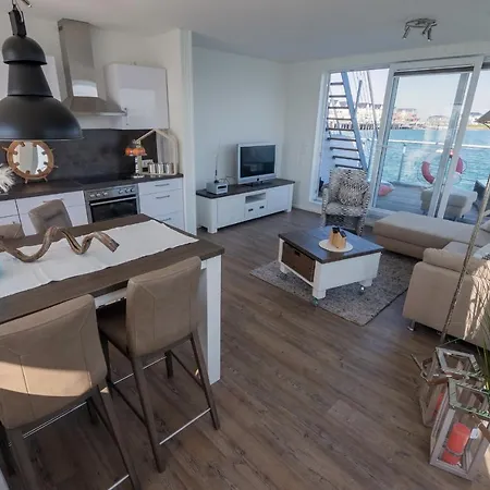 Schwimmendes Ferienhaus Hausboot Antares One By Seeblick Ferien Oro